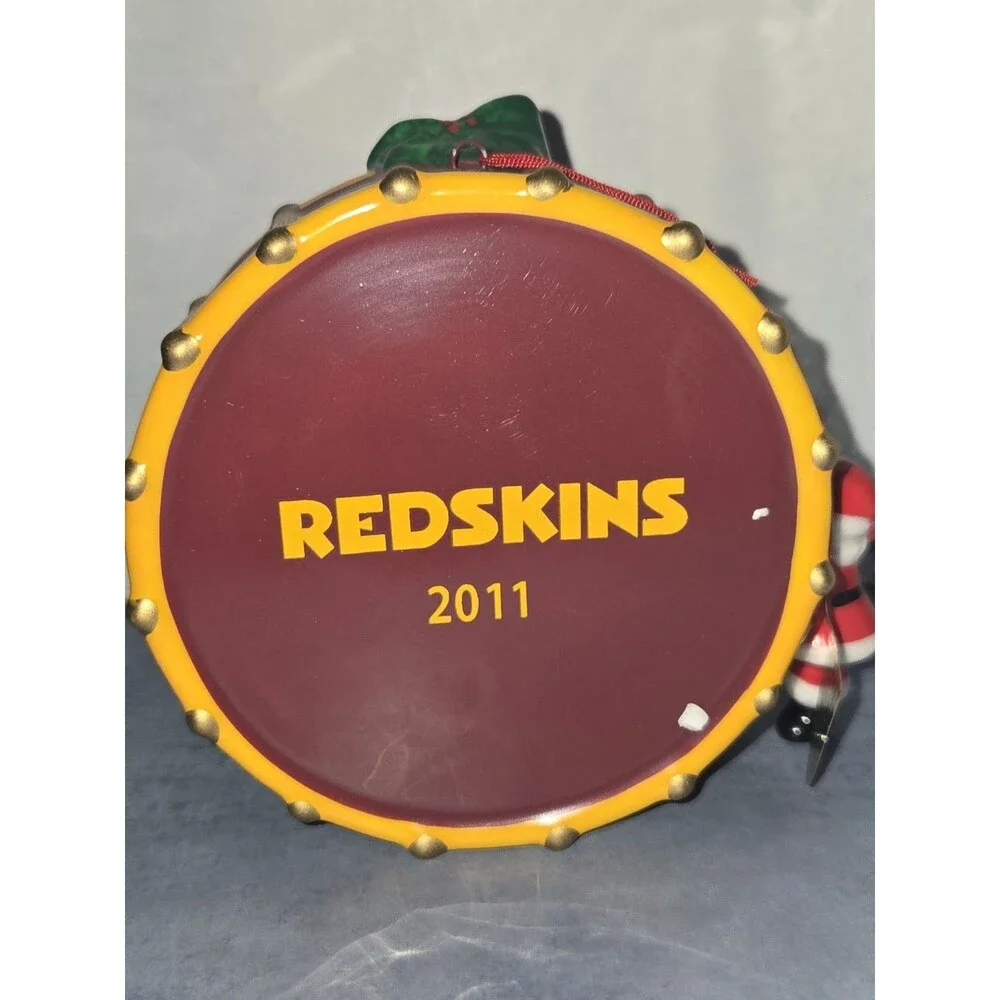 Danbury Mint Washington Redskins 2011 Christmas Drum  (T-1)